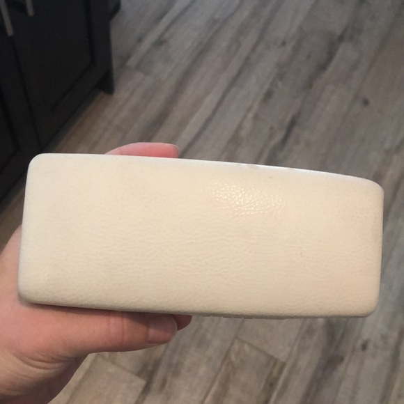 Versace sunglass case white velvet velour inside - Picture 5 of 6